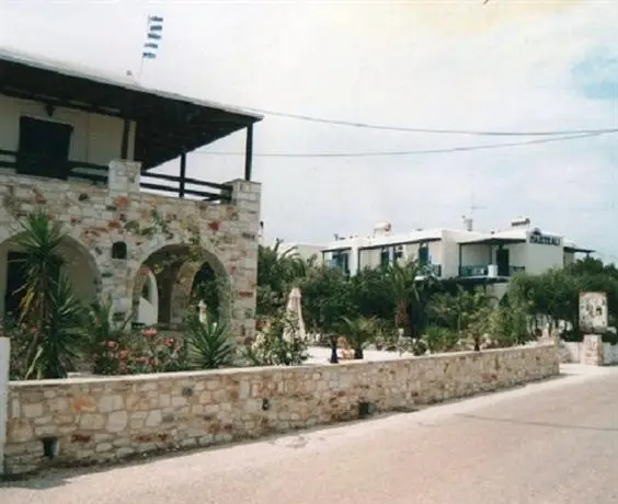 Maistrali Studios & Apartments