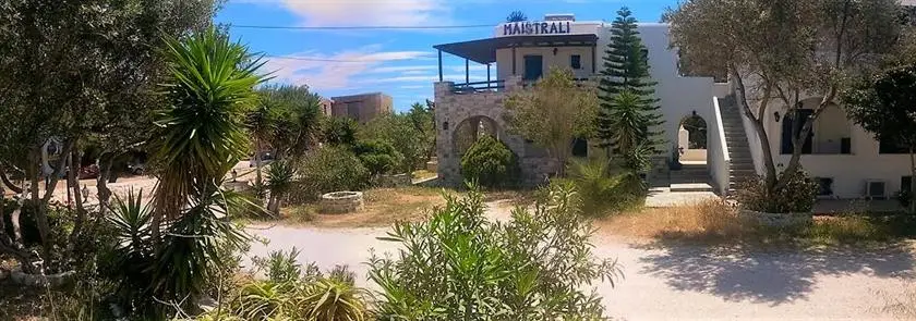 Maistrali Studios & Apartments 