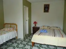 Hostal Cerro Azul Puerto Villamil 