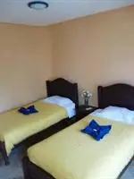 Hostal Cerro Azul Puerto Villamil 