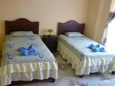 Hostal Cerro Azul Puerto Villamil 