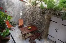 Freedom Hostel Budva 