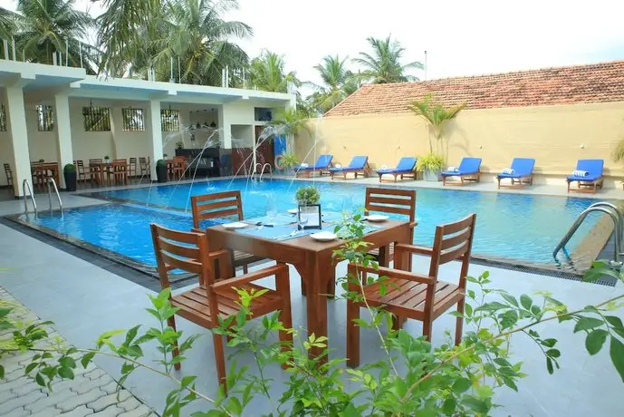 Ocean Pearl Hotel Negombo 