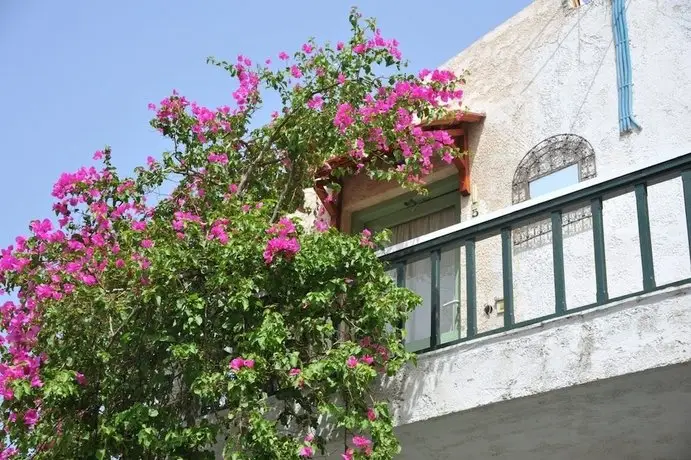 Elounda Apartments 