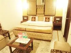 Hotel Aanandan Residency 