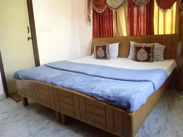 Hotel Aanandan Residency 