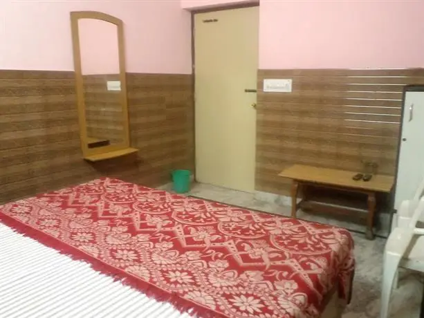 Hotel Aanandan Residency 