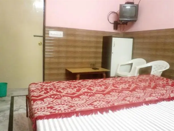 Hotel Aanandan Residency 