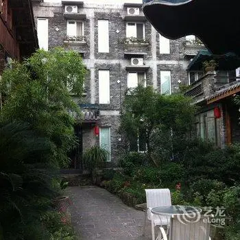 Mt emei Hostel 3077 