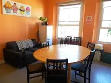 Homestay Bristol - Hostel 