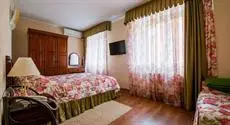 Konyushenny Dvor Guest House 