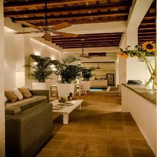 La Casa Del Arbol Hotel Boutique by Xarm Hotels