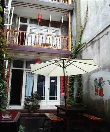 FengHuang Old Town International Youth Hostel