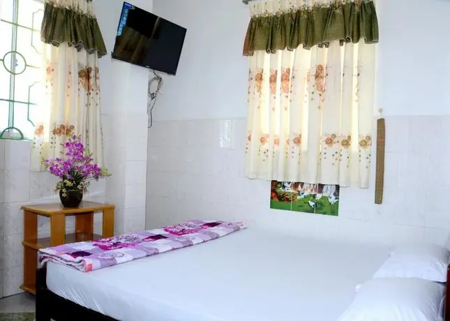 Hien Guesthouse II 