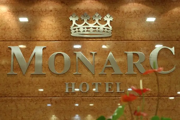 MonarC Hotel 