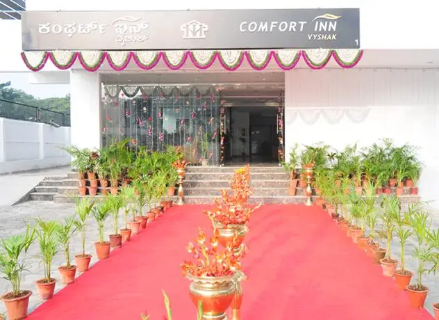 Hotel Comfort Inn Vyshak 