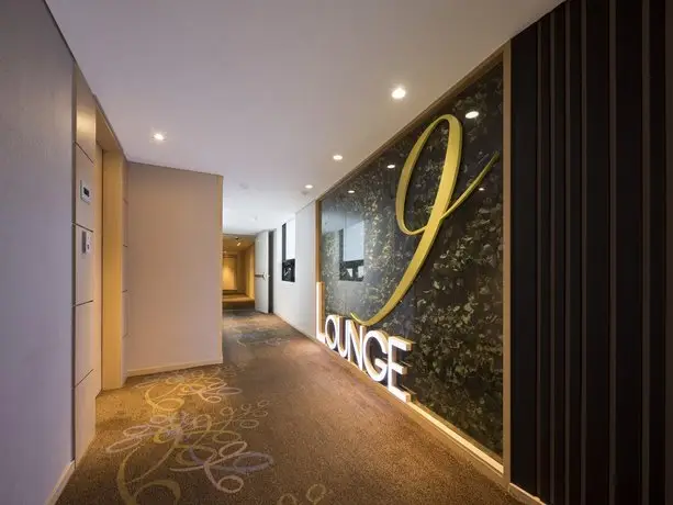 Nine Tree Hotel Myeongdong 