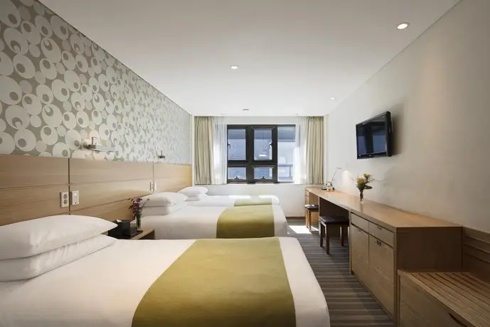 Nine Tree Hotel Myeongdong 