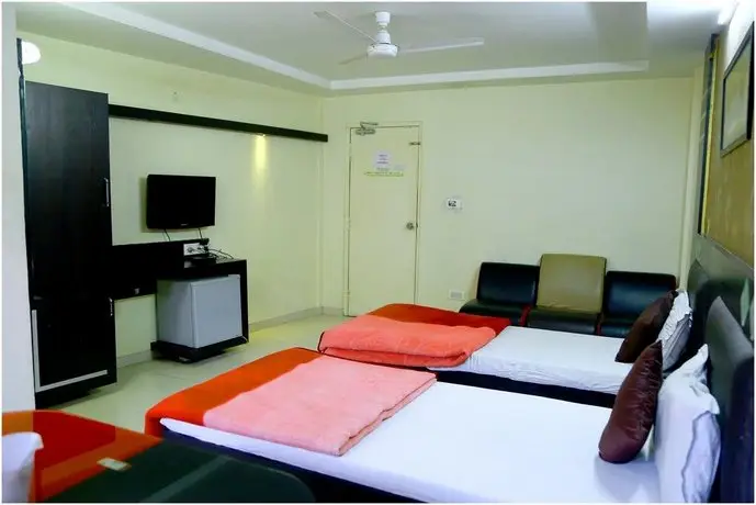 Hotel Wellcome Inn Ankleshwar 9 kms from Bharuch 