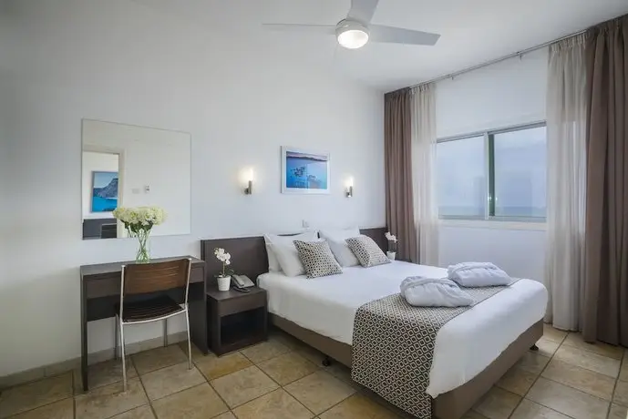 Costantiana Beach Hotel Apartments