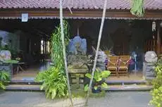 Aahh Bali Bed and Breakfast 