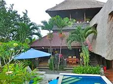 Aahh Bali Bed and Breakfast 