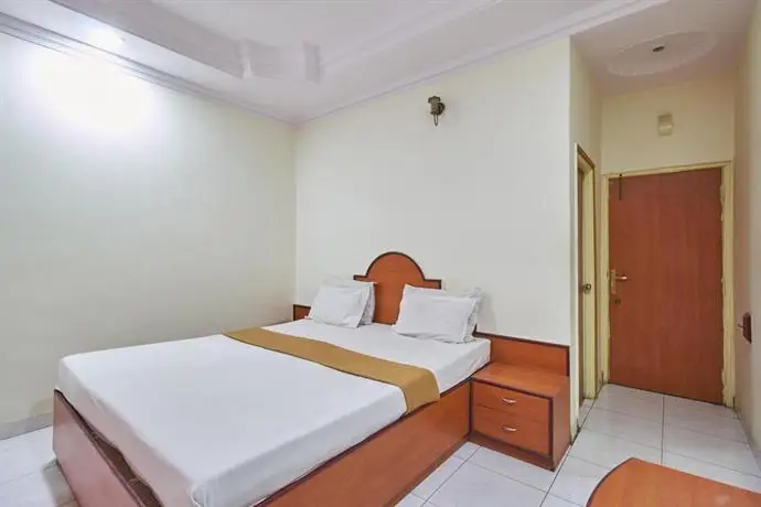 Hotel Ravi Kiran Executive