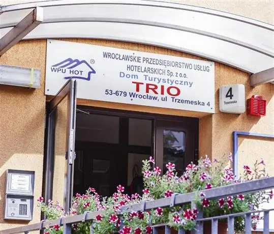 Trio Hostel 