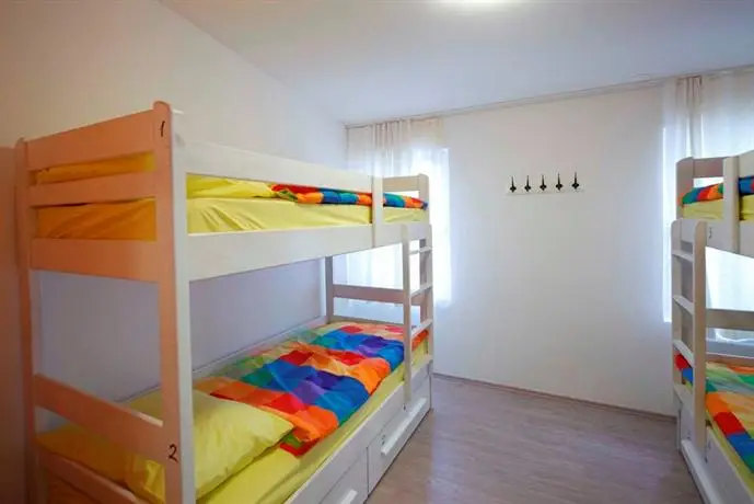 Pozitiv Hostel 