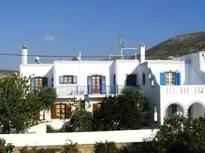 Chaniotis Room & Villas 