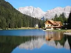 Rifugio Lago Nambino 