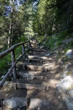 Rifugio Lago Nambino 