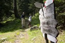 Rifugio Lago Nambino 