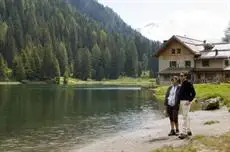 Rifugio Lago Nambino 