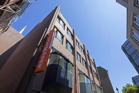 Easyhotel Den Haag