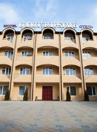 Uyut Ripsime Hotel