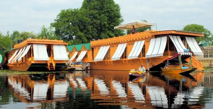 New Jacquline Heritage Houseboats