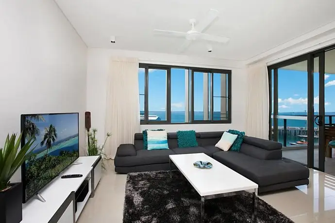 Darwin Waterfront Apartments 