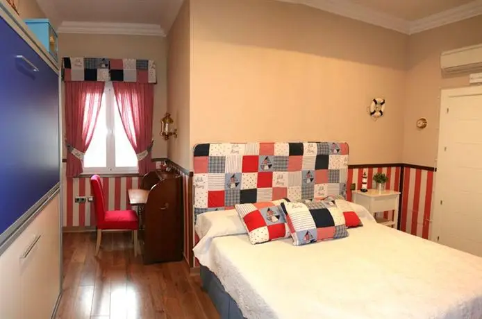 Welcome Inn Nerja guest house Luxury Bed & Breakfast 