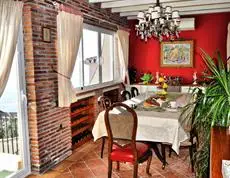 Welcome Inn Nerja guest house Luxury Bed & Breakfast 