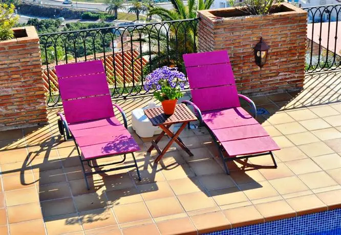 Welcome Inn Nerja guest house Luxury Bed & Breakfast 