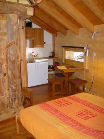 Chambre Chez Philippin Bruson en face de Verbier 