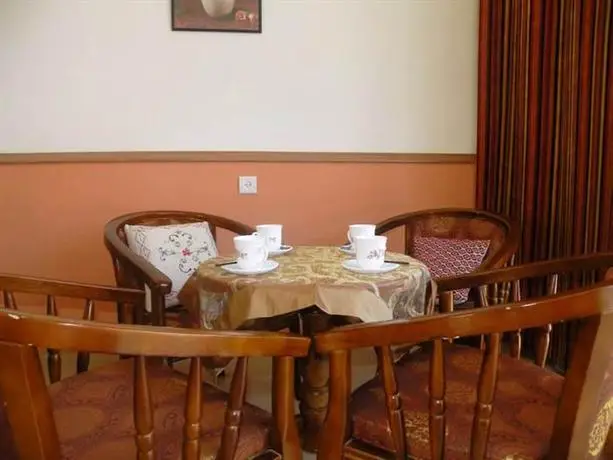 Yafo 82 Guesthouse 