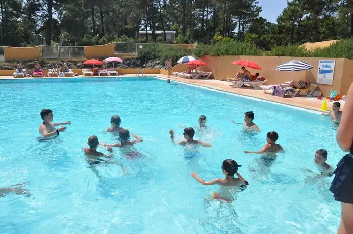 Camping Domaine des Pins 