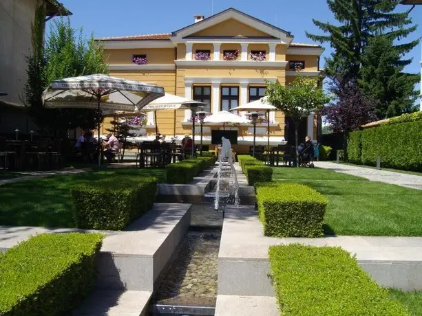 Kokoshkovata Boutique House 