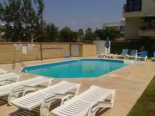 Lefki Tree Tourist Apartments 