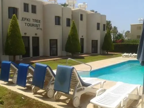 Lefki Tree Tourist Apartments 