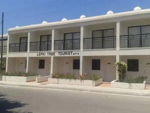 Lefki Tree Tourist Apartments 