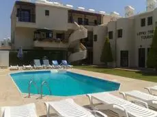 Lefki Tree Tourist Apartments 