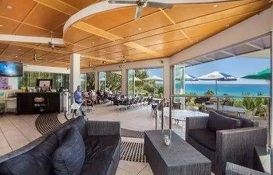 Stradbroke Island Beach Hotel 